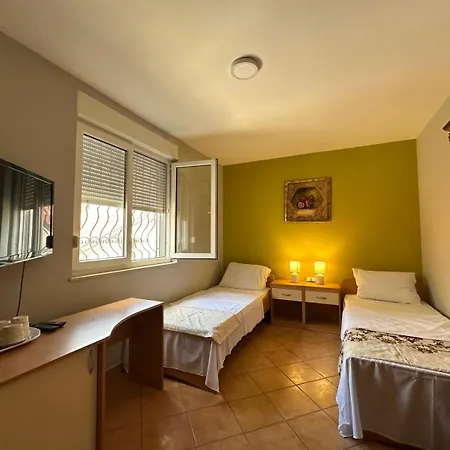 La Riva Apartment